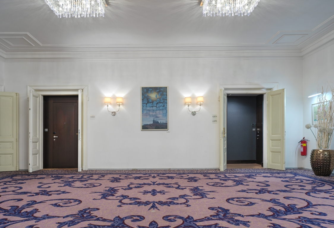 Hotel Kings Court — 1